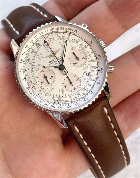 breitling navitimer 01 chrono white dial brown